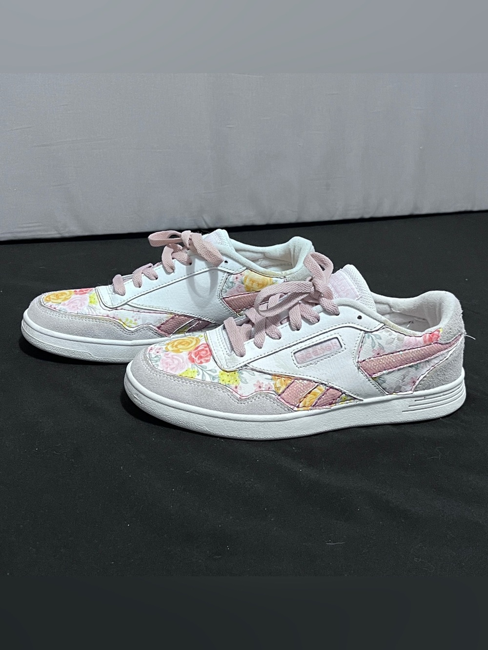 Reebok White Sneakers with Floral Accents Size 7.5